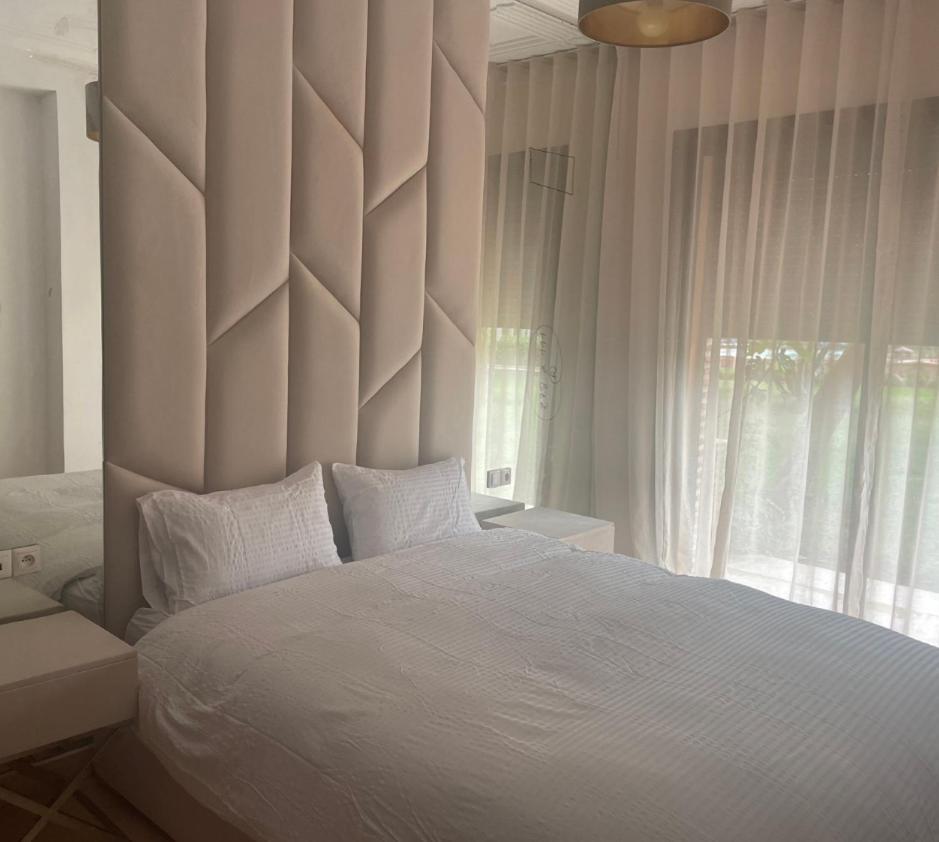 Appartement Garden House , Free Gym, Wi-fi, Parking, International Channels *
