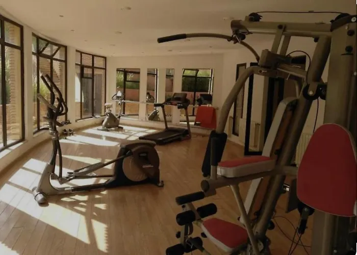 Garden House , Free Gym, Wi-Fi, Parking, International Channels
